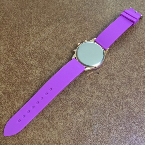 BOGO Ladies Sport Quartz Watch - Picture 5 of 8